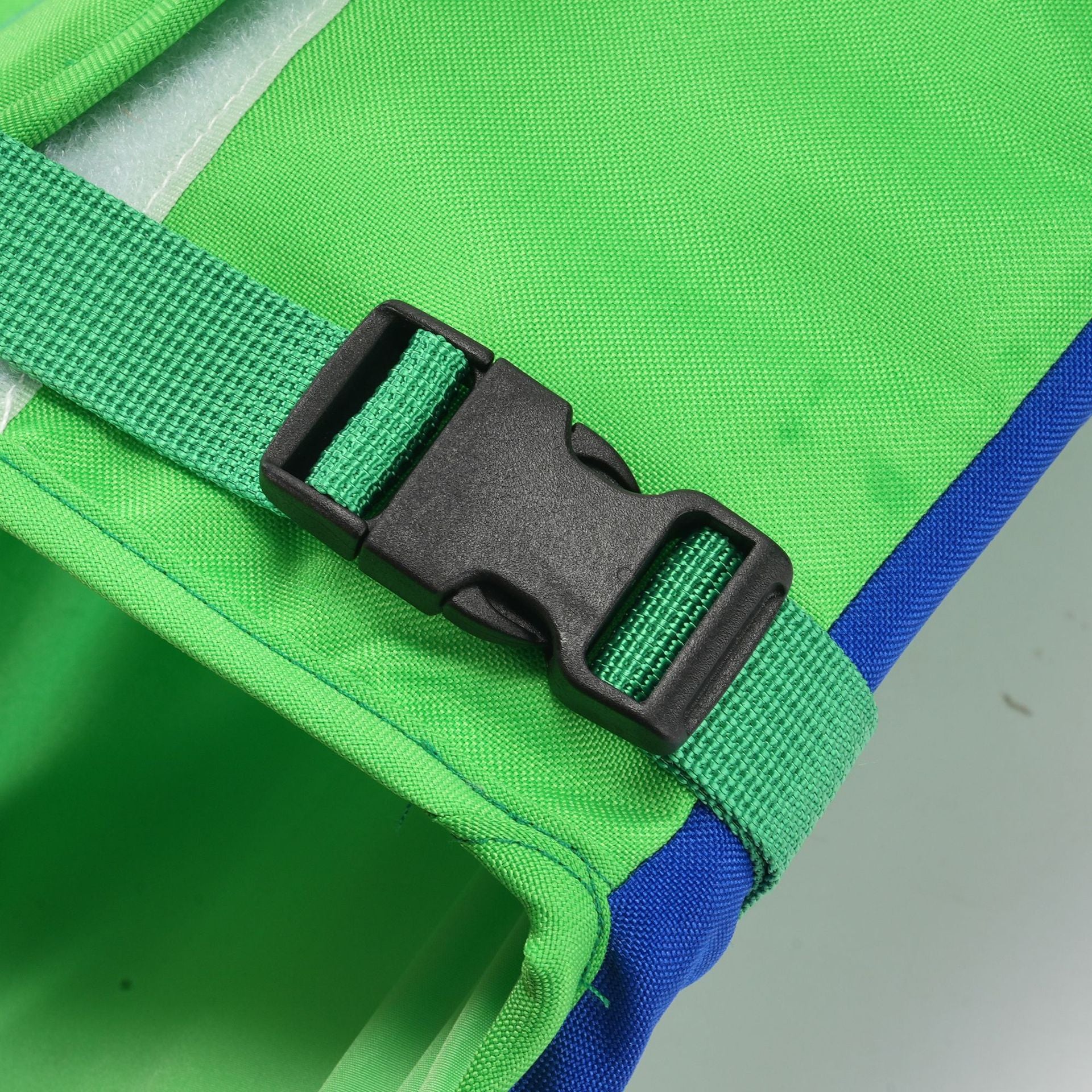 Pet dog leashable life jacket swimsuit - small, medium, and large breed life vest with tail - size 26